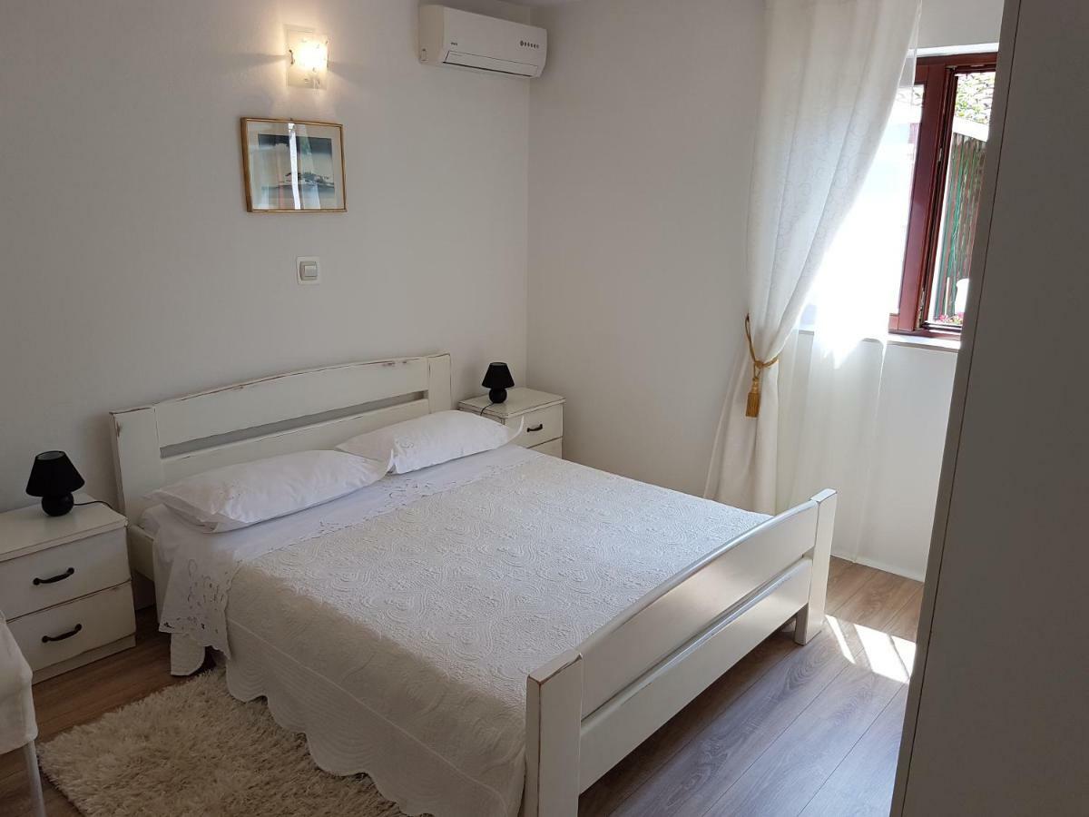 City Center Apartment Kadena Split Exteriör bild